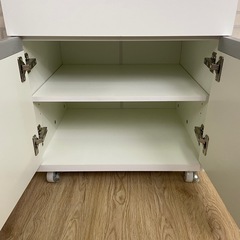 Oliva　レンジ台 キャスター付き 54cm ホワイトの画像