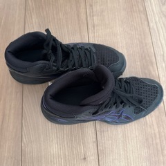 バスケシューズ キッズ 22cm アシックスの画像