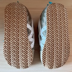 ASICS アシックス　恐竜　14.5cm シューズ　の画像