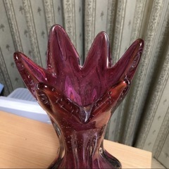 花瓶　フラワー　ヴィンテージ レトロ　アンティーク　赤ガラス　手作り物　レアの画像