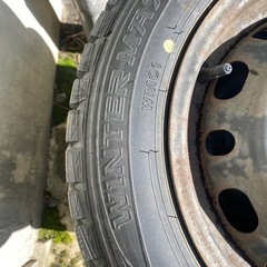 スタッドレスタイヤ の画像