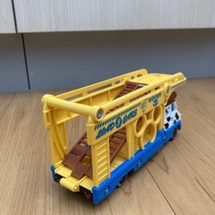 トミカ　ディズニー キャリアカー ウッディの画像