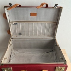 スーツケースの画像