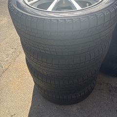 225/55R18スタッドレスの画像