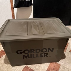 GORDONMILLER カーキ　ボックスの画像