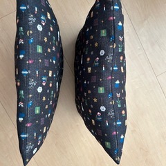 マリオクッション２つの画像