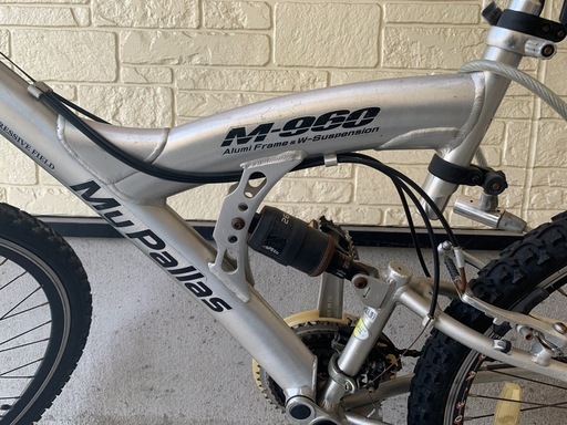 ❤️決まりました　アルミホイール、クッションフロア　自転車まとめてありがとう❤️マイパラス　マウンテンバイク　一応乗れますが、整備出来