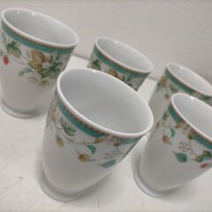 ファインチャイナ YAMAKATSU 花柄 カップ5客 皿5枚 スプーンセット ギフト 贈答品 洋食器 コーヒーカップ 251209-2Aの画像