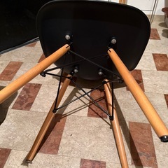 イームズ　リプロダクト　ブラック　チェアの画像