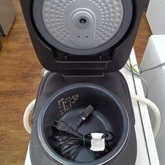 ★リユースのサカイ水戸店★ TOSHIBA 炊飯ジャー ３合炊き 18年製 動作確認／クリーニング済み MT6603の画像