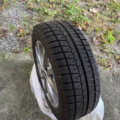 ❽スタッドレスタイヤ×4本セットの画像