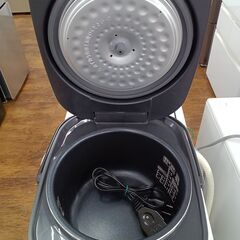 ★リユースのサカイ水戸店★ IRISOHYAMA 炊飯ジャー 5.5合炊き 23年製 動作確認／クリーニング済み MT6605の画像