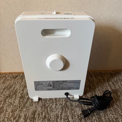 電気ファンヒーターの画像