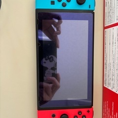 Switch 本体とカセットの画像
