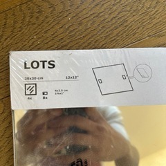 ikea鏡LOTsの画像