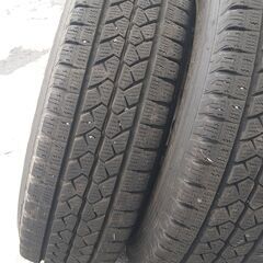 スタットレスタイヤ　B/S　VL1　165R13　LT6PRの画像