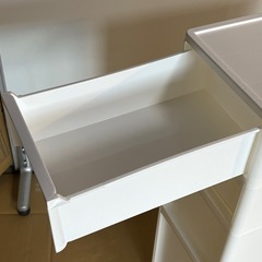 JEJアステージ 中が透けない すきまストッカーの画像