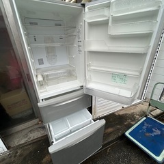 冷凍冷蔵庫の画像