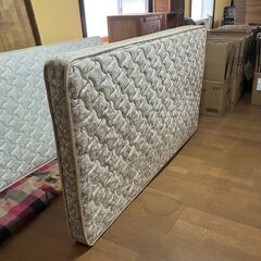 P0751　フランスベッド マットレス シングル 幅112cmシミ跡ありの画像