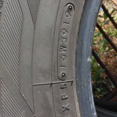 225/65/17  タイヤ4本の画像