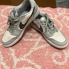 値下げ　NIKE ナイキ　AIR サイズ26か26.5だったと思います。の画像