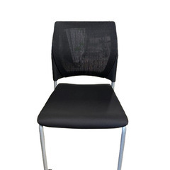 ナイキ(NAIKI) スタックチェア黒　E334C-BK　(在庫：11)の画像