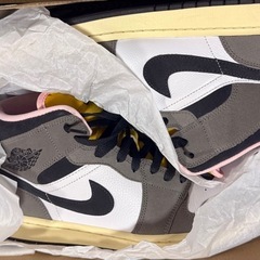 AIR JORDAN 1 MID SEの画像