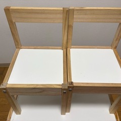 IKEA　イケア　LÄTT レット　子供用テーブル　チェア　セットチェア2脚の画像