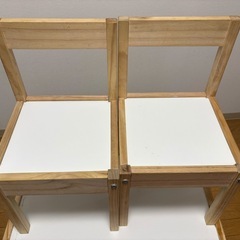 IKEA　イケア　LÄTT レット　子供用テーブル　チェア　セットチェア2脚の画像
