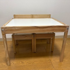 IKEA　イケア　LÄTT レット　子供用テーブル　チェア　セットチェア2脚の画像