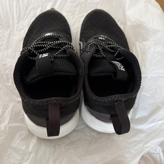 ニューバランス　18センチの画像