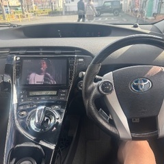 30プリウスsツーリング 後期仕様の画像