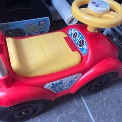 アンパンマン　車の画像