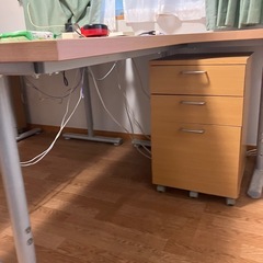 L字デスク2台(キャスター引き出し付)の画像
