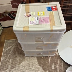 衣装ケースの画像