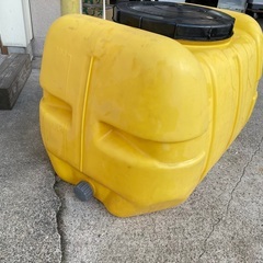 コダマ樹脂工業 タマローリーAT-200 200Lローリータンクバルブ付き 雨水タンク動噴 農薬 薬剤散布 中古 農機具の画像