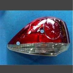 200系クラウンアスリート後期テールランプ左側