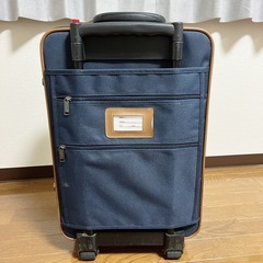 GIGA スーツケースの画像