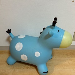 乗用玩具 バルーントイ 専用ポンプ付 ゴム製 空気入れ バランスおもちゃ 乗ってあそべる 室内遊び キッズ ベビー バランス 体幹 おもちゃ ロッキング 木馬の画像