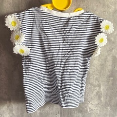 ブランシェス　ストライプ柄 花刺繍 Tシャツ 100の画像