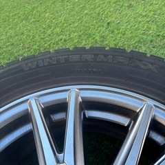 4本セット！ダンロップのスタッドレスタイヤの画像