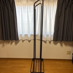 衣類ハンガーラック(お渡し日要確認)の画像