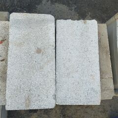 △ A コンクリートブロック 17点おまとめ 大きさ色々 欠け汚れありの画像