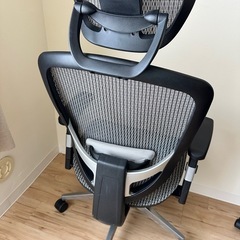オフィスチェアの画像