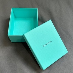 紙箱(TIFFANY&CO.)の画像