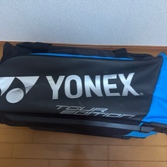 ヨネックス キャリーケースの画像