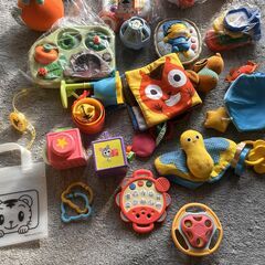 幼児用おもちゃ一式の画像