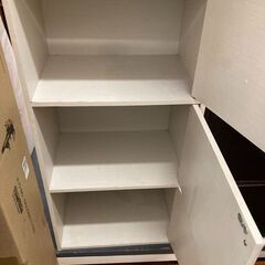 【リユ-スのサカイ広島石内店】ジモティ割！扉付カラーボックス/クリ-ニング済み/HG-8243/広島市 家具　佐伯区 家具　南区 家具　西区 家具　東区 家具　中区 家具　安佐南区 家具　安佐北区 家具　安芸区 家具　府中町 家具　海田町 家具　熊野町 家具　坂町 家具　廿日市市 家具の画像