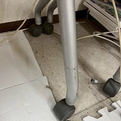 オフィス 会議用 デスク 折り畳みデスクの画像