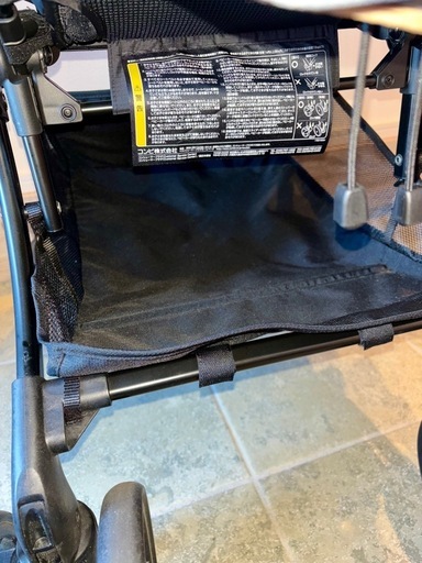 combi ベビーカー　A型 スゴカル　Switch